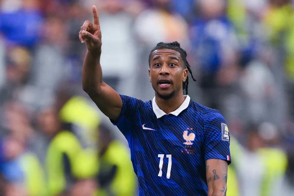 Michael Olise jugador del Bayern Munich objetivo del Real Madrid en el mercado de fichajes
