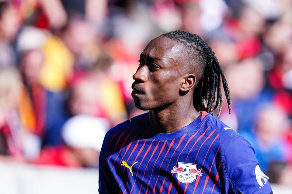 Yan Diomandé en acción durante un partido con el RB Leipzig